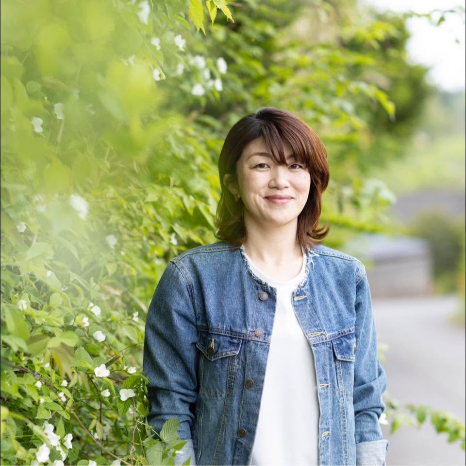 下田智美